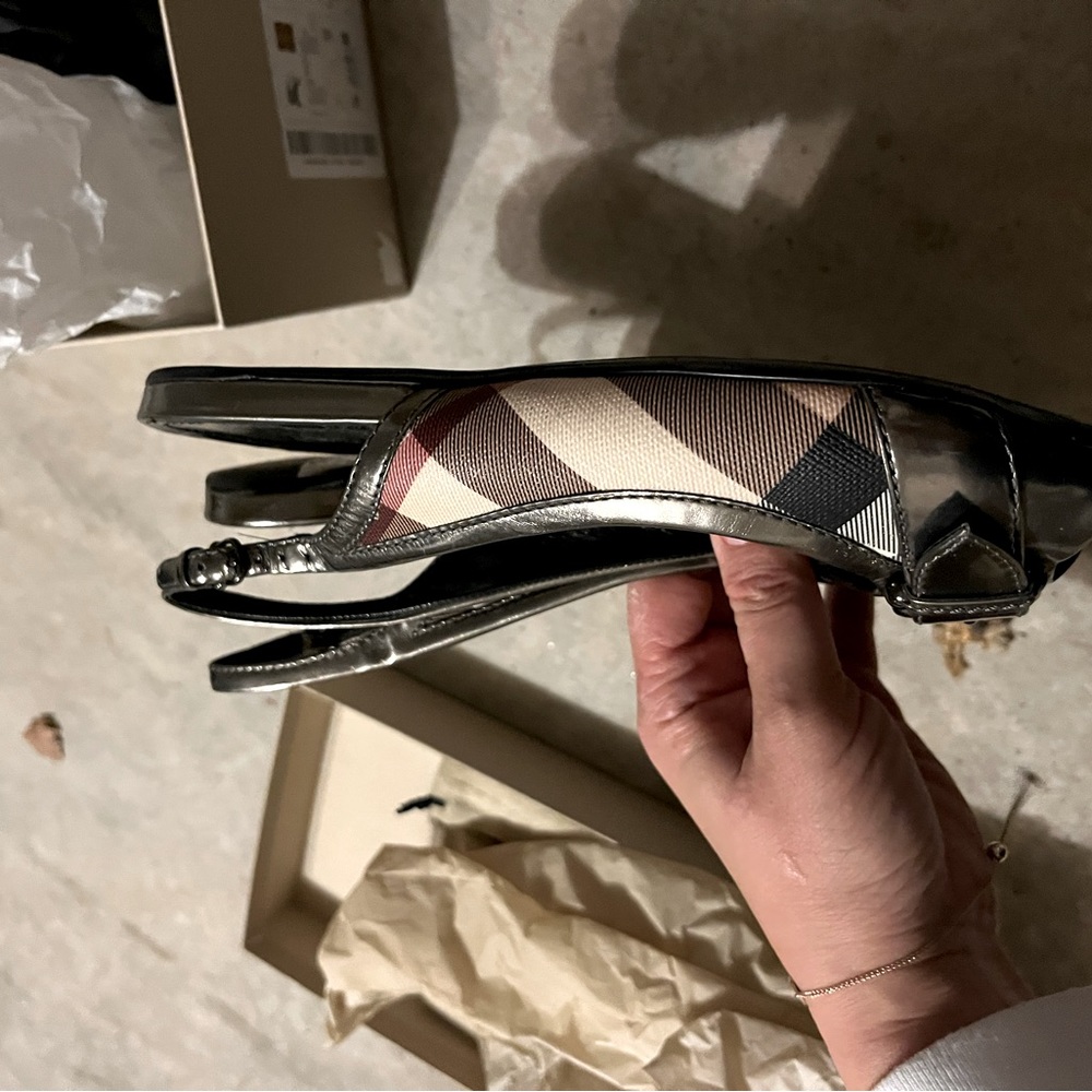 Burberry Flats
